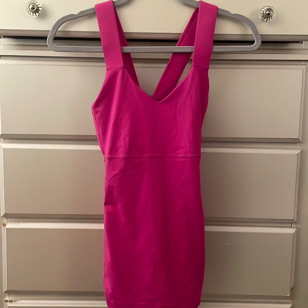 Lululemon tank top size 8